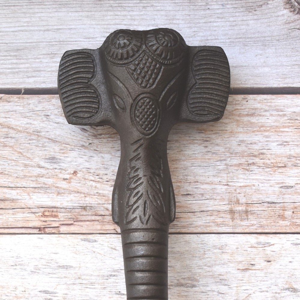 Decorative elephant trunk cast iron door handle with antique black finish for barn doors, cabinets, wardrobes, gates, and rustic farmhouse furniture.