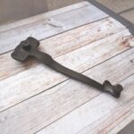 Elephant Trunk Cast Iron Door Handle – Rustic Antique Black Decorative Pull Handle for Doors, Cabinets & Gates 1 Pcs - Image 5
