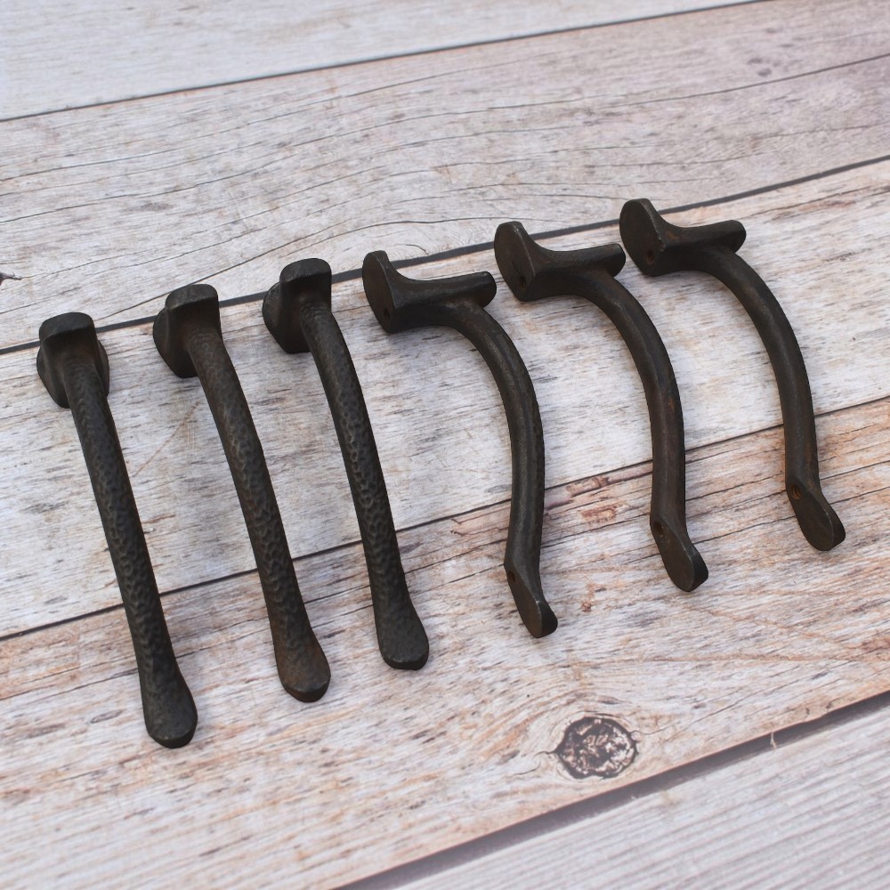 Set of 6 Vintage Hammered Iron Door Pull Handles – Rustic Furniture Hardware (3) Set of 6 vintage hammered iron door pull handles with rustic dark finish for barn doors, cabinets, drawers, wardrobes, and furniture.