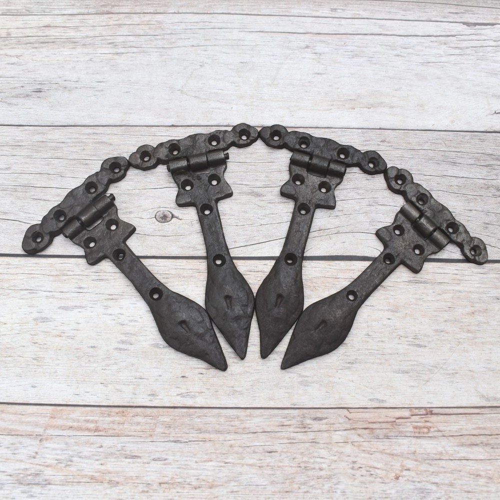 Vintage-Style Arrowhead Strap Hinges – Rustic Decorative Iron Door & Gate Hardware